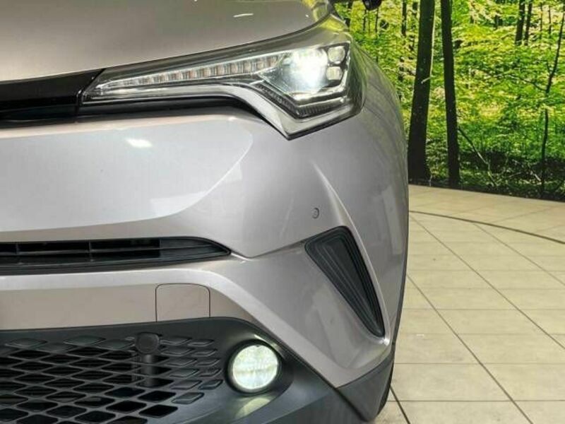 C-HR-11
