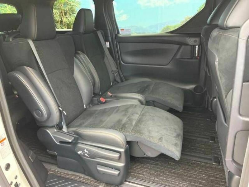ALPHARD-7