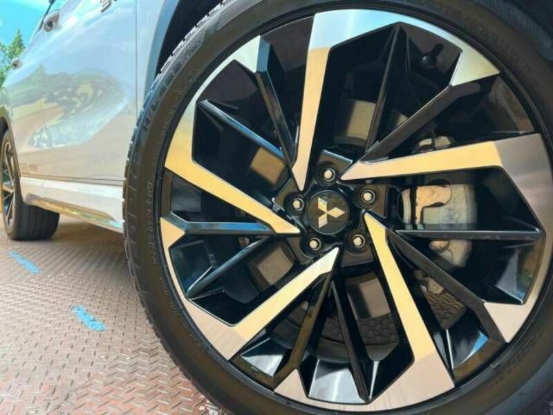 OUTLANDER PHEV-12