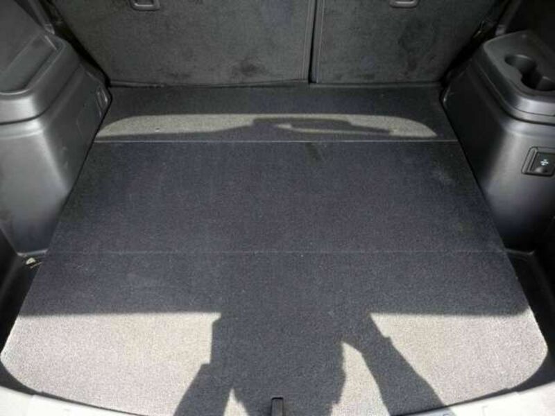 OUTLANDER PHEV-4