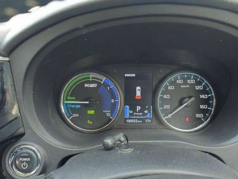 OUTLANDER PHEV-10