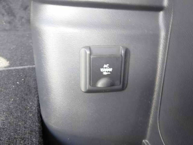 OUTLANDER PHEV-13