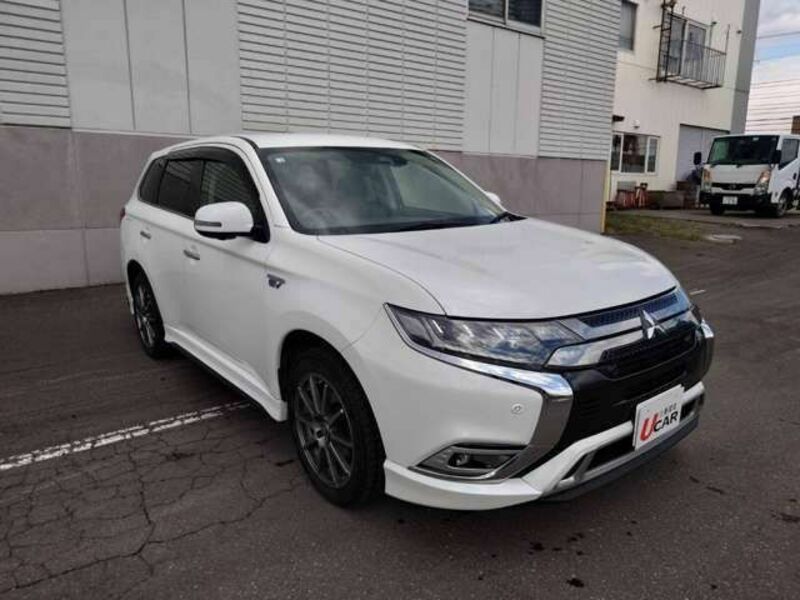 OUTLANDER PHEV-19