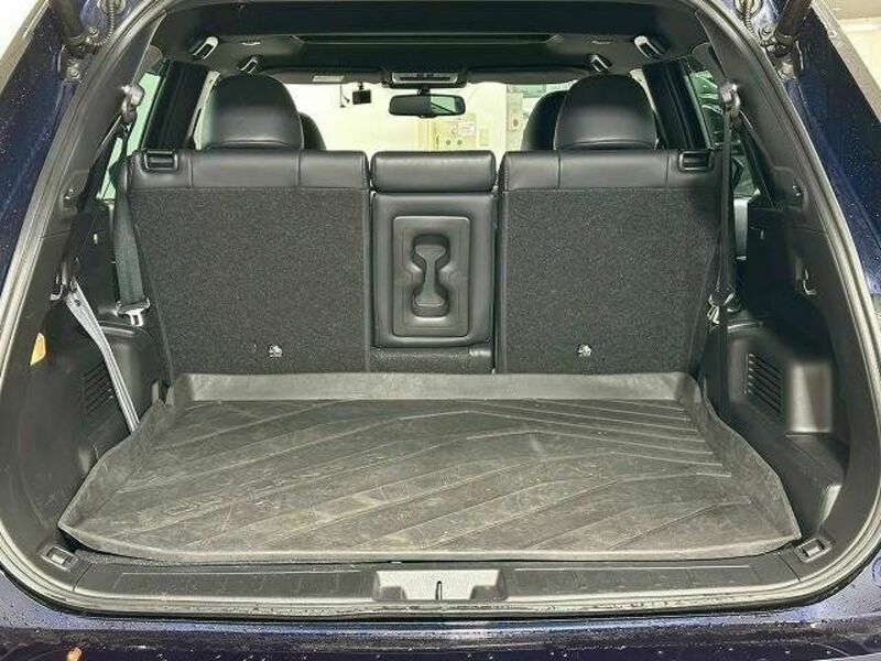 OUTLANDER PHEV-12