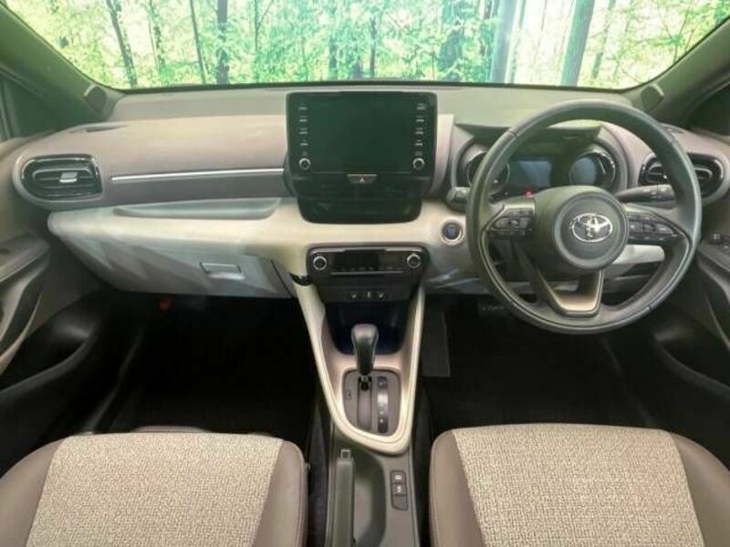 YARIS-1
