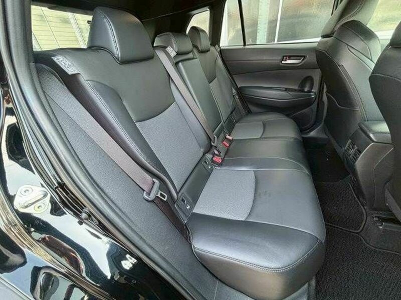 COROLLA CROSS-10