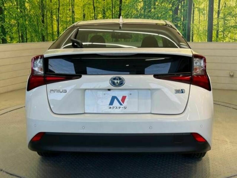 PRIUS-15