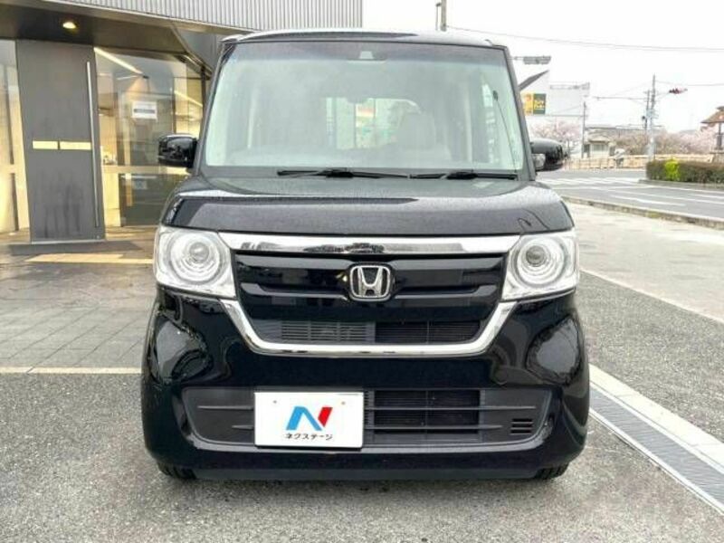 N BOX