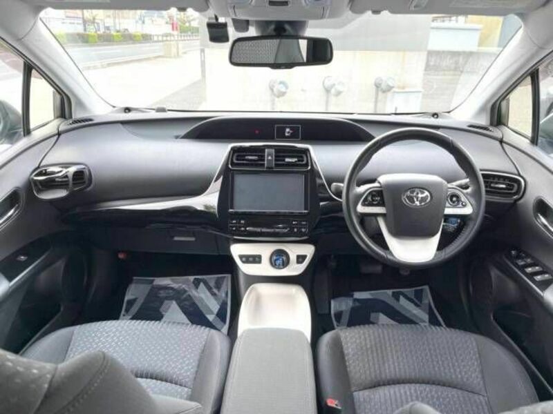 PRIUS-1