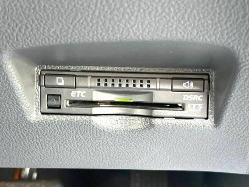 PRIUS-9