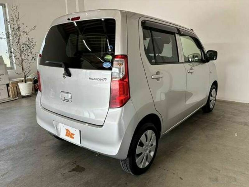 WAGON R-14
