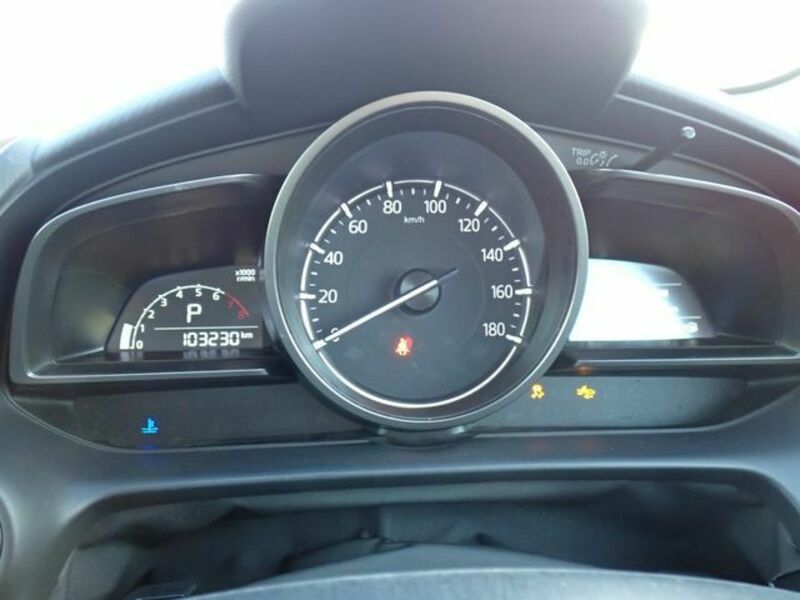 MAZDA2-7