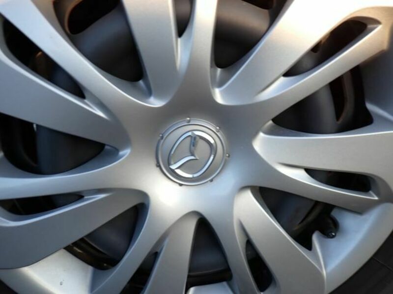 MAZDA2-21