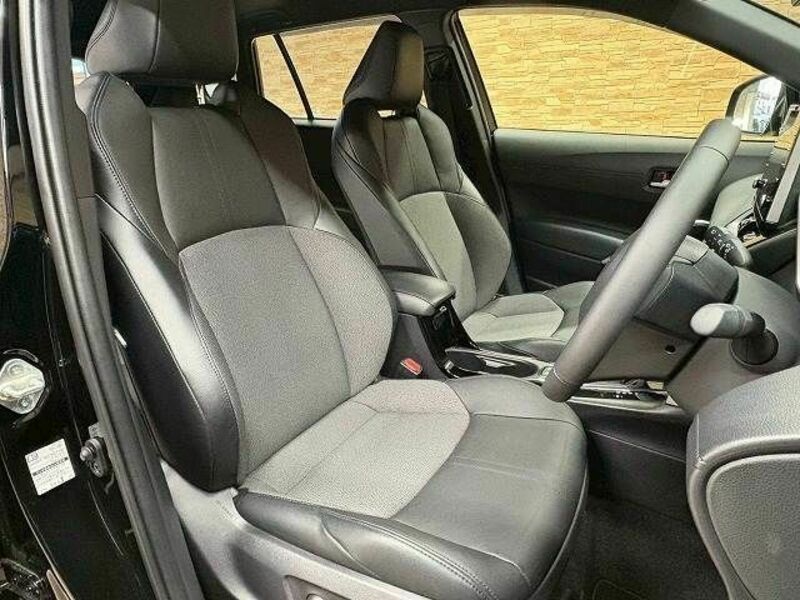 COROLLA CROSS-4