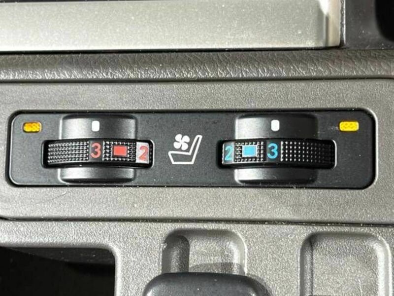 LAND CRUISER PRADO-6