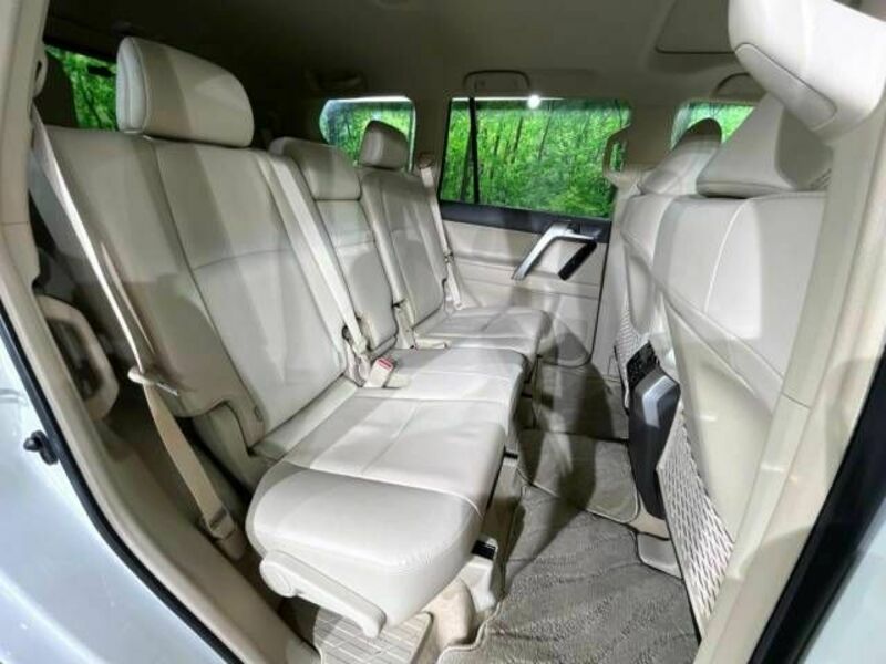 LAND CRUISER PRADO-8