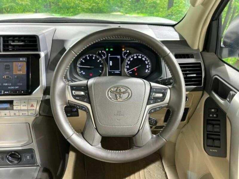 LAND CRUISER PRADO-11