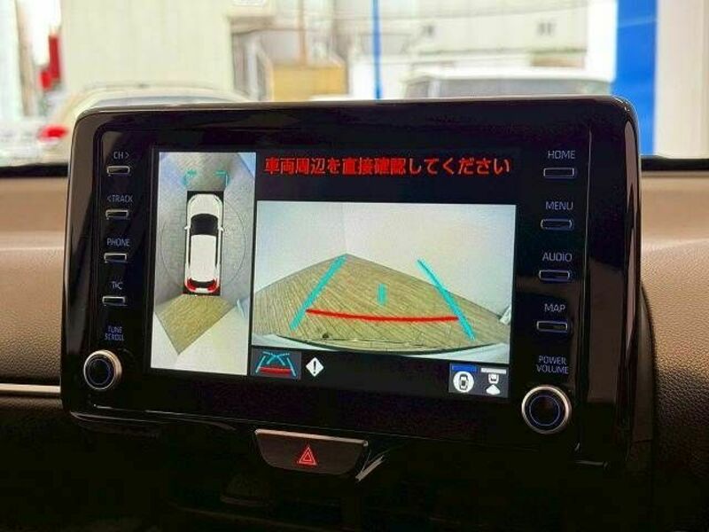 YARIS CROSS-3