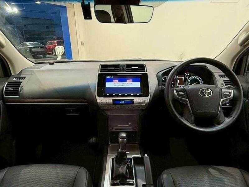 LAND CRUISER PRADO-1