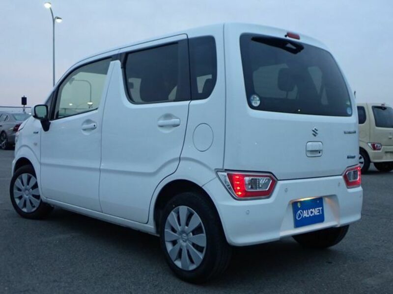 WAGON R-2
