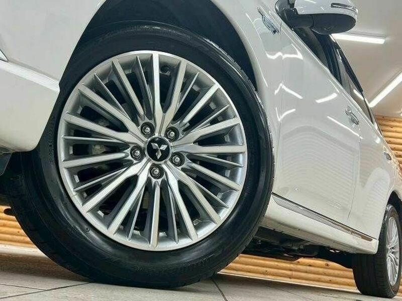 OUTLANDER PHEV-10