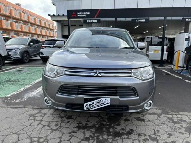 OUTLANDER PHEV-10