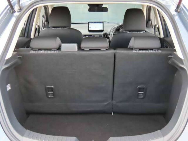 MAZDA2-7
