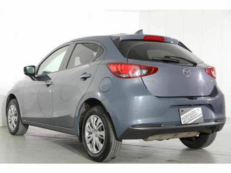 MAZDA2-17