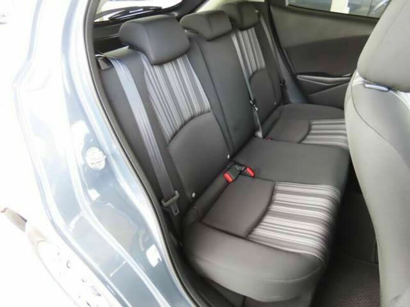 MAZDA2-6