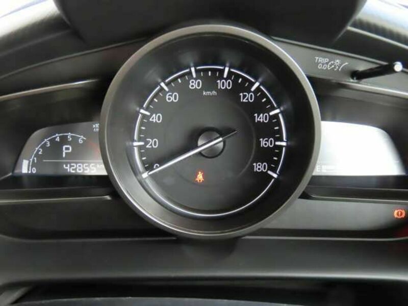 MAZDA2-12