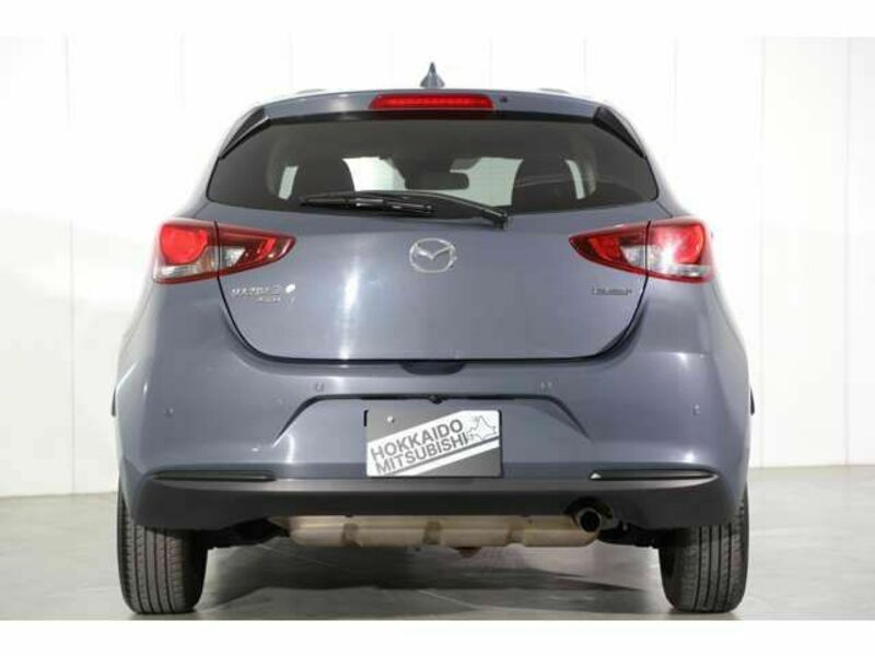 MAZDA2-18