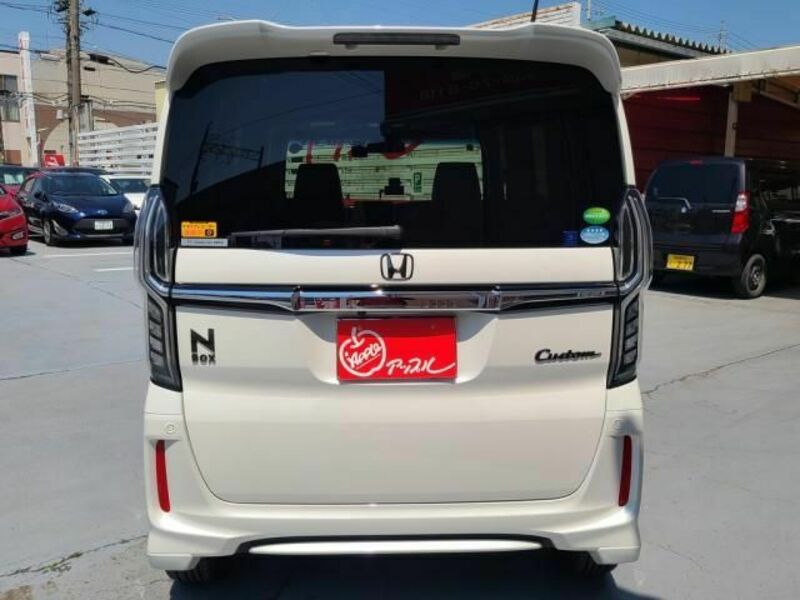N BOX CUSTOM-4