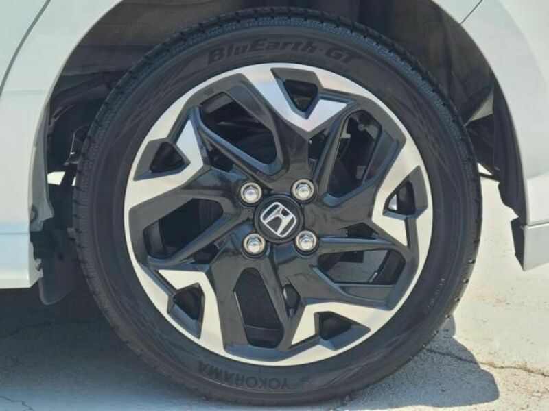 N BOX CUSTOM-14