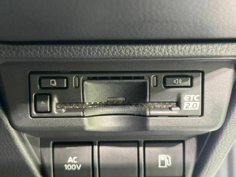 PRIUS-7