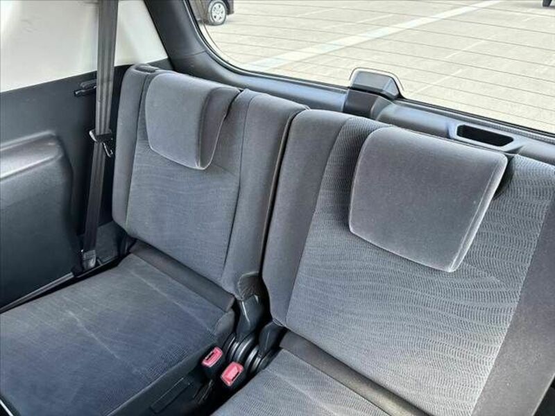 LAND CRUISER PRADO-19