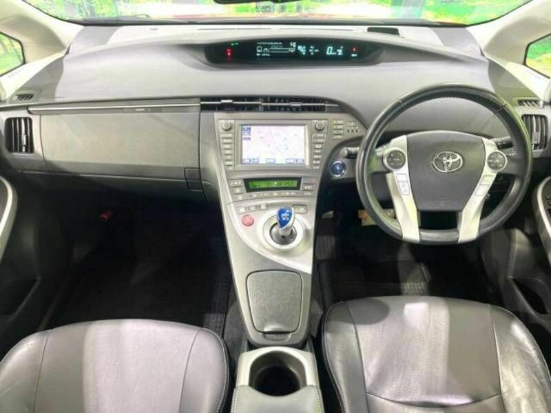 PRIUS-1