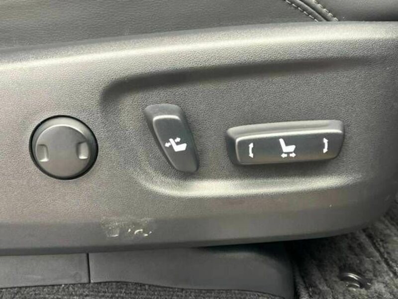 LAND CRUISER PRADO-6