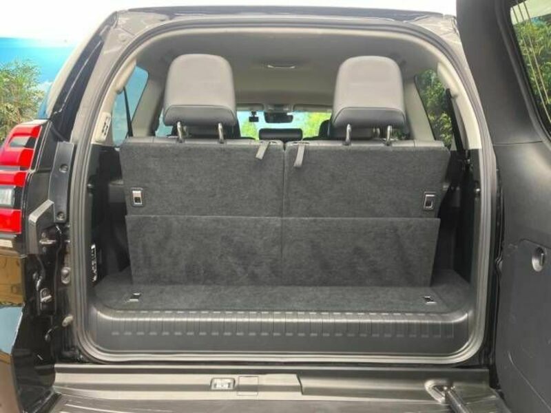 LAND CRUISER PRADO-11