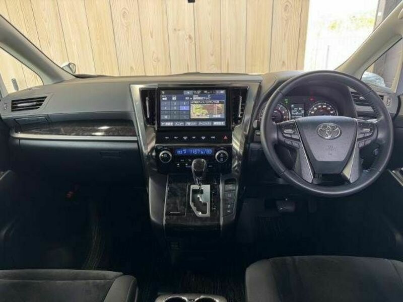 VELLFIRE-1