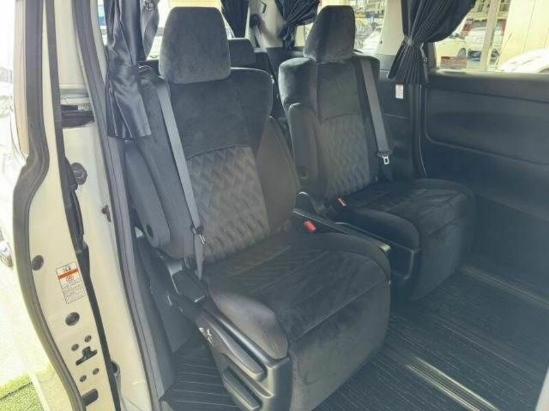 VELLFIRE-5