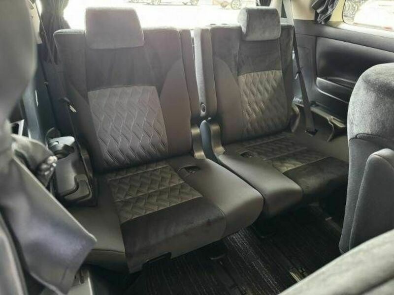 VELLFIRE-6
