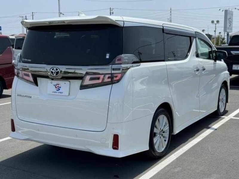 VELLFIRE-15