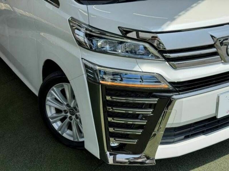 VELLFIRE-18