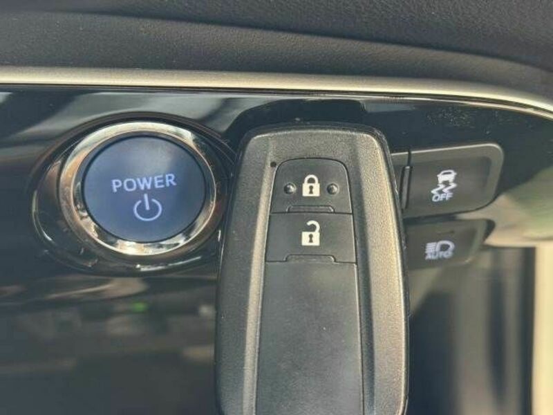 PRIUS-10
