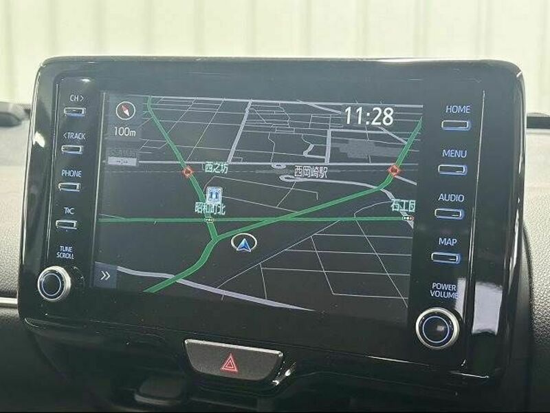 YARIS CROSS-2