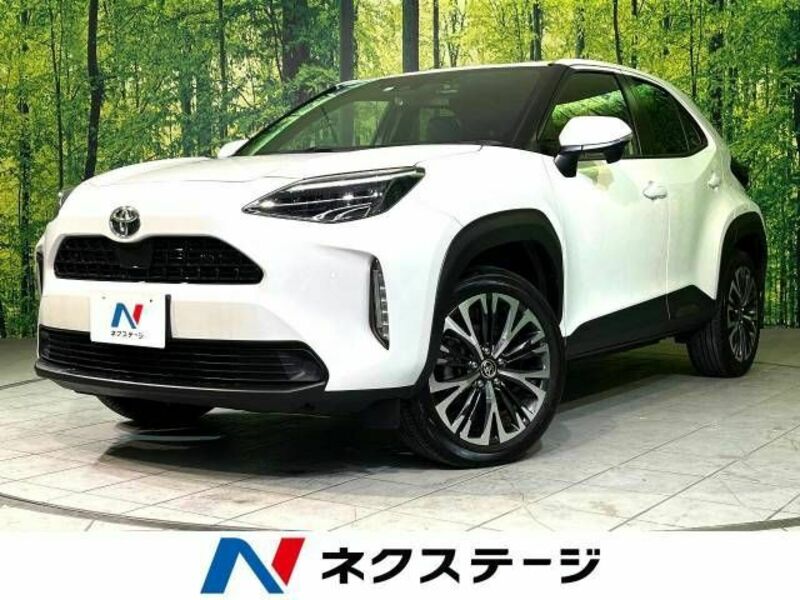 YARIS CROSS