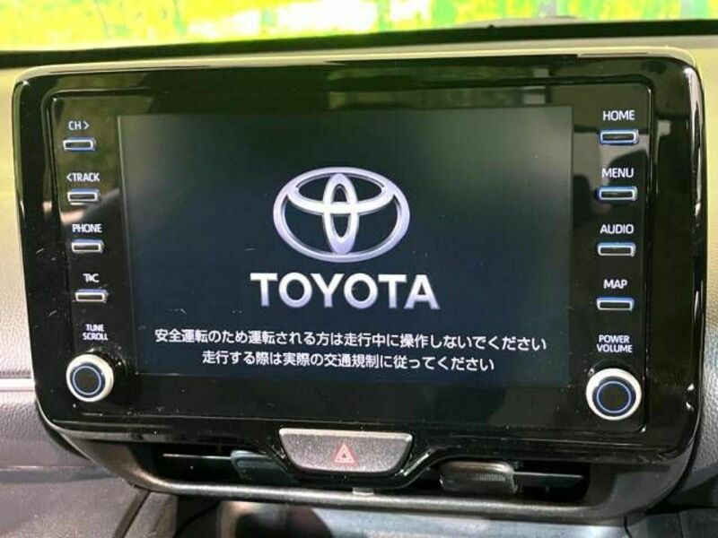 YARIS CROSS-3