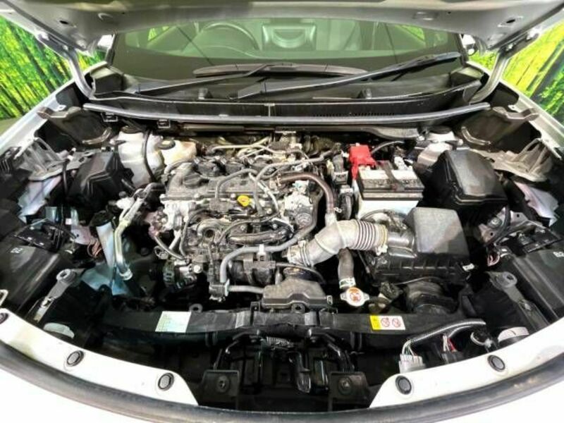 YARIS CROSS-18