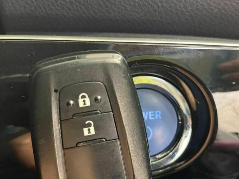 PRIUS-6