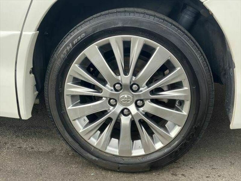 VELLFIRE-28